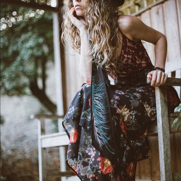 •fridayiminlove• {Cascade Dreams} Maxi Dress (navy / burgundy) - Picture 9 of 17